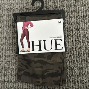 Brand new!! Hue Sateen pants size M